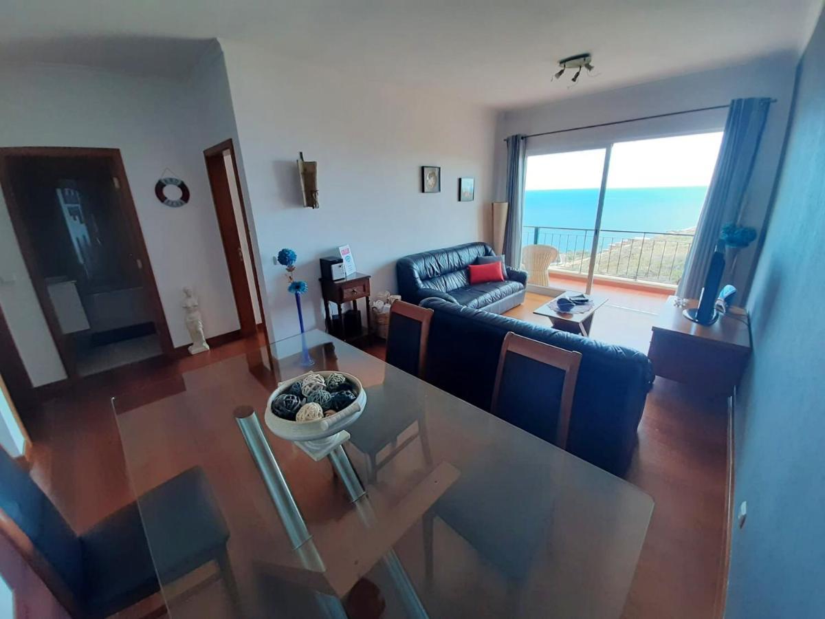 2 Bedrooms Appartement At Canico 200 M Away From The Beach With Sea View Furnished Balcony And Wifi المظهر الخارجي الصورة